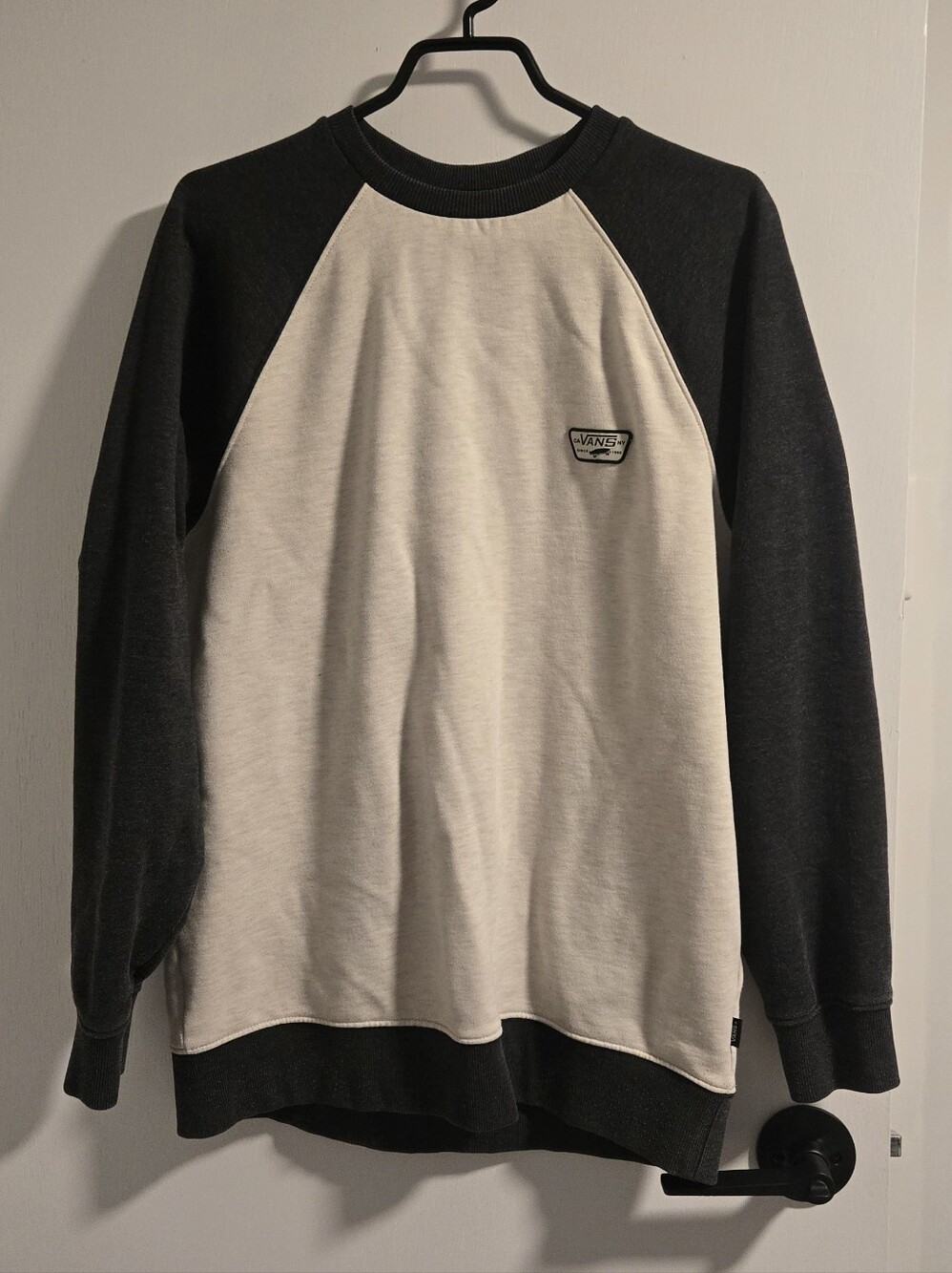 Vans Two-Tone Raglan Crewneck Sweater - Black & Cream